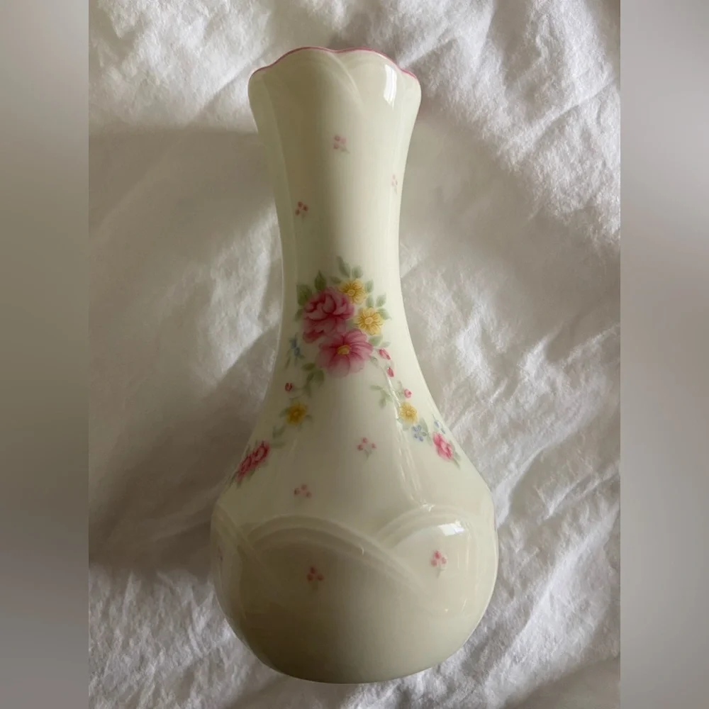 Five Vintage Floral Vases Bundle, Perfect Gifts, Just Ask To Be Split Please